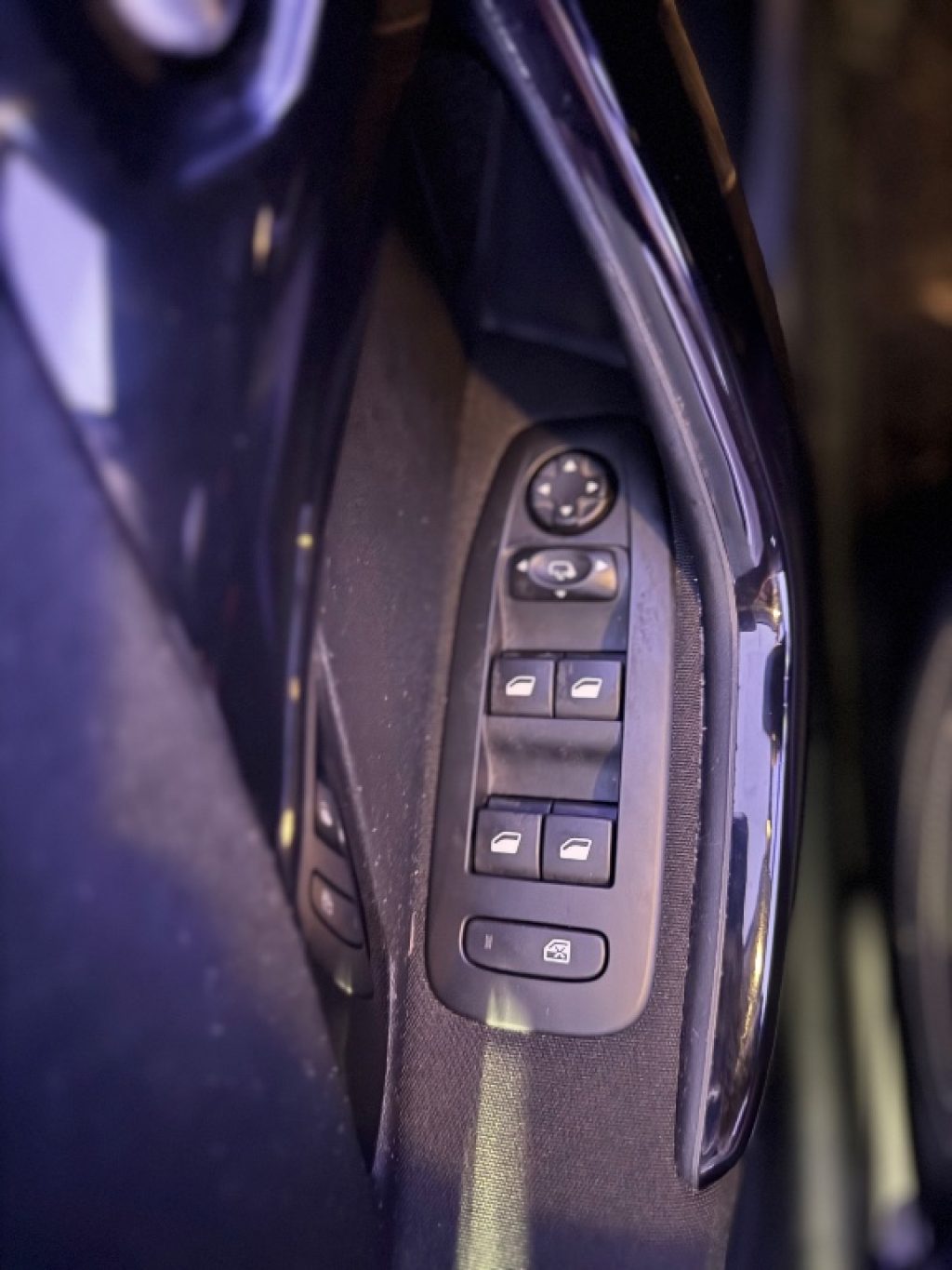 PEUGEOT 208 1° serie PureTech 82 5 porte Allure - 18