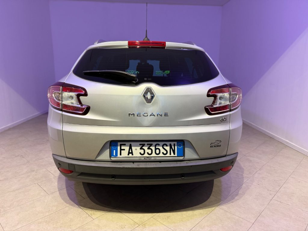 RENAULT Megane Mégane 1.5 dCi 110CV EDC SporTour Wave - 19