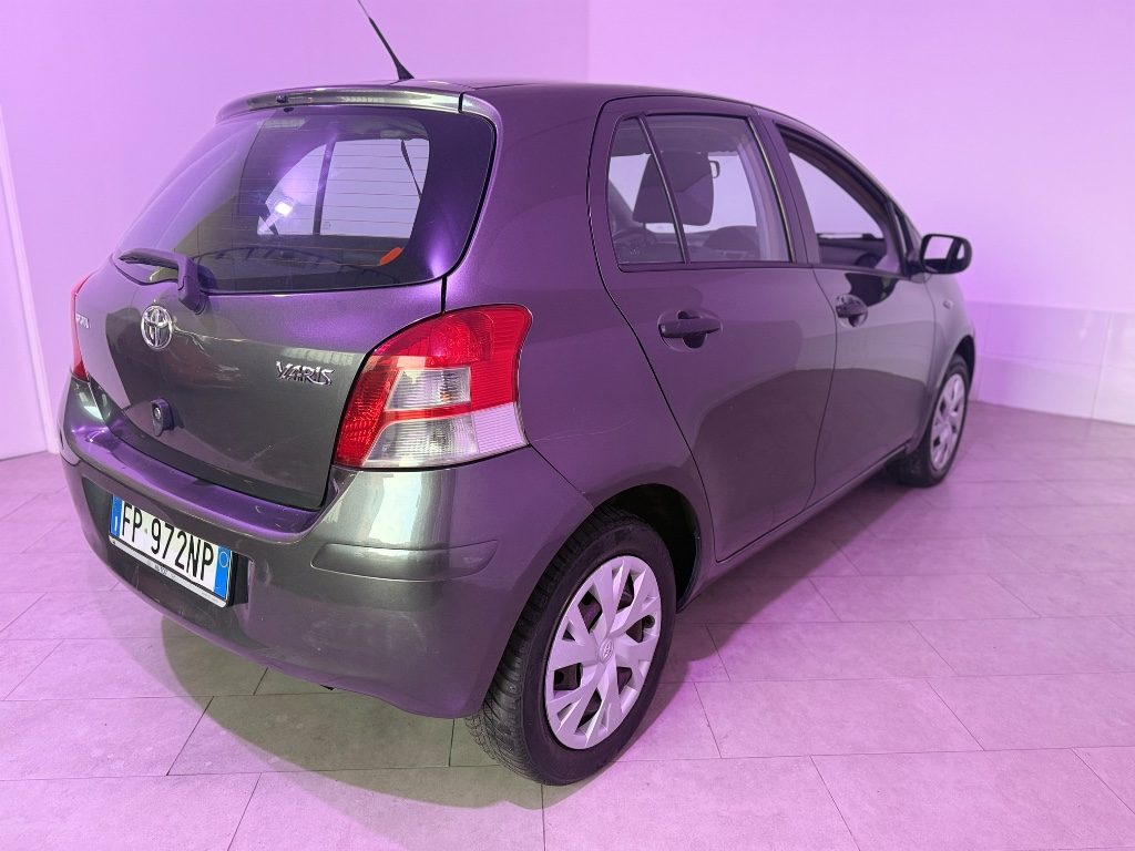 TOYOTA Yaris 1.0 5 porte NOW GPL - 4