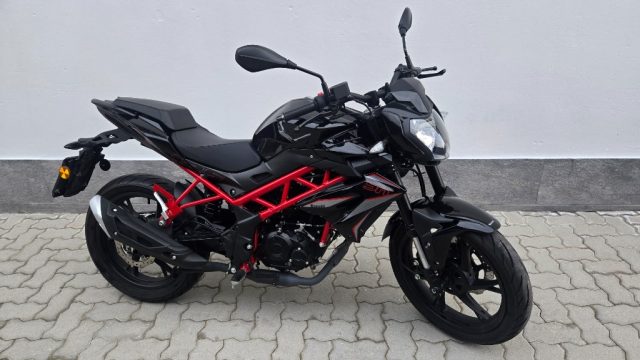 BENELLI BN 125 Nero pastello