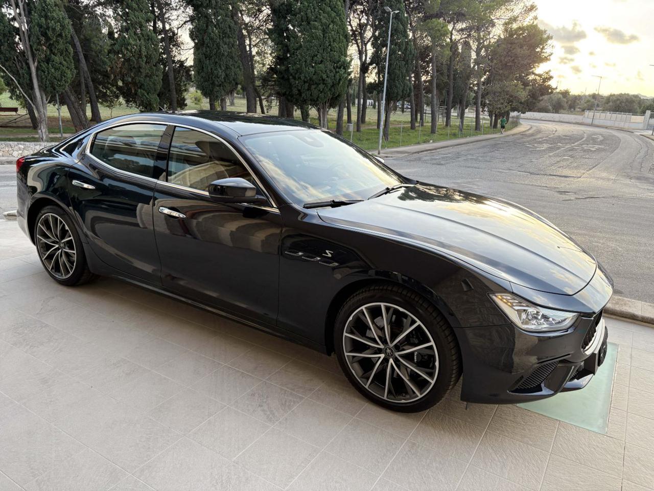 MASERATI Ghibli 3.0 V6 430 CV AWD Modena S Q4 - 3