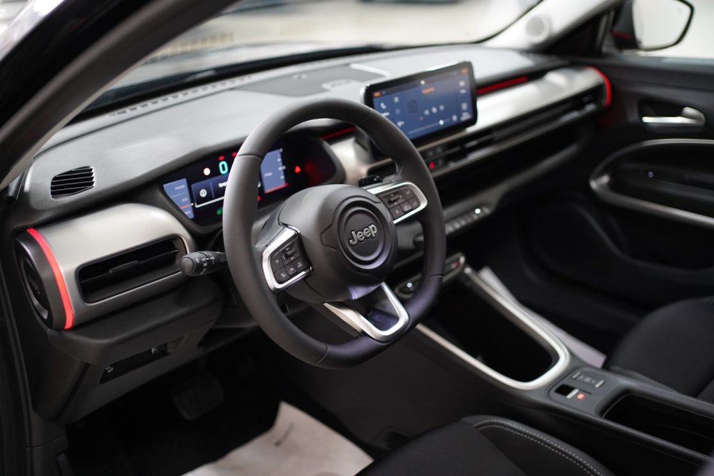 JEEP Avenger 1.2 Turbo 100 CV e-Hybrid Summit + Tetto - 5