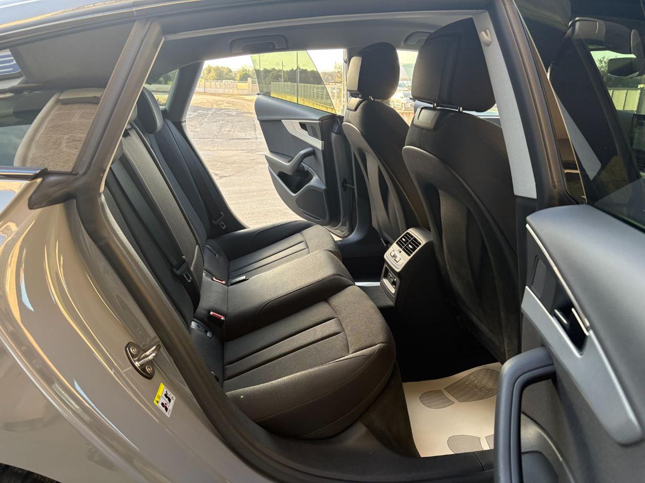 AUDI A5 SPB SPORTBACK 40 TDI quattro S tronic S line. - 11