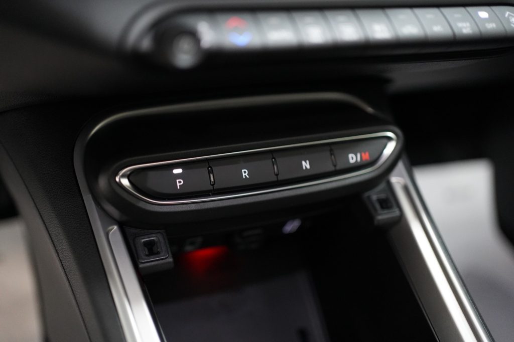 JEEP Avenger 1.2 Turbo 100 CV e-Hybrid Summit + Tetto - 10