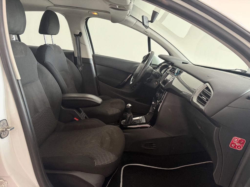 CITROEN C3 1.2 1VTi 82 Exclusive - 14