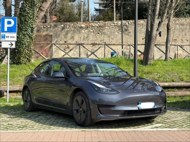 TESLA Model 3 Grigio scuro metallizzato