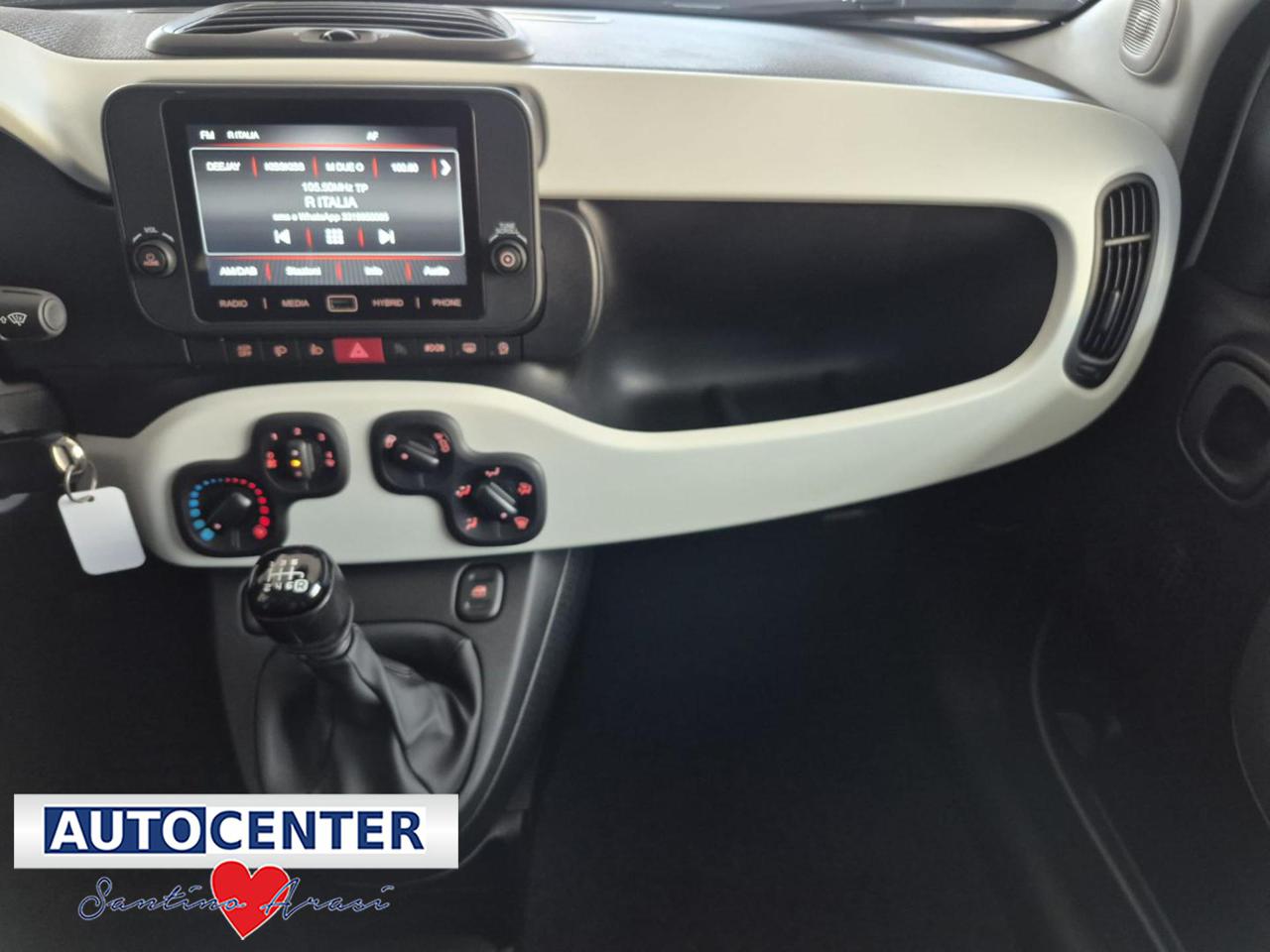 FIAT Panda 1.0 FireFly S&S Hybrid Pandina - 10