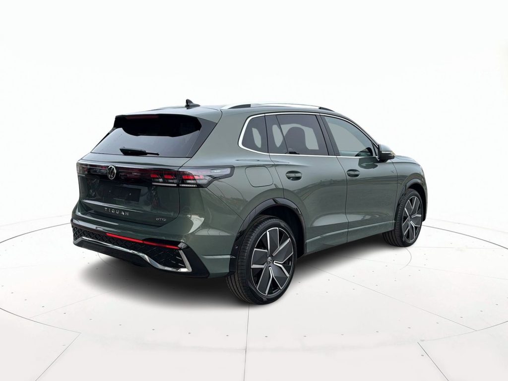 VOLKSWAGEN Tiguan Nuova Tiguan R-Line Plus 1.5 eTSI ACT 110 kW (150 - 3