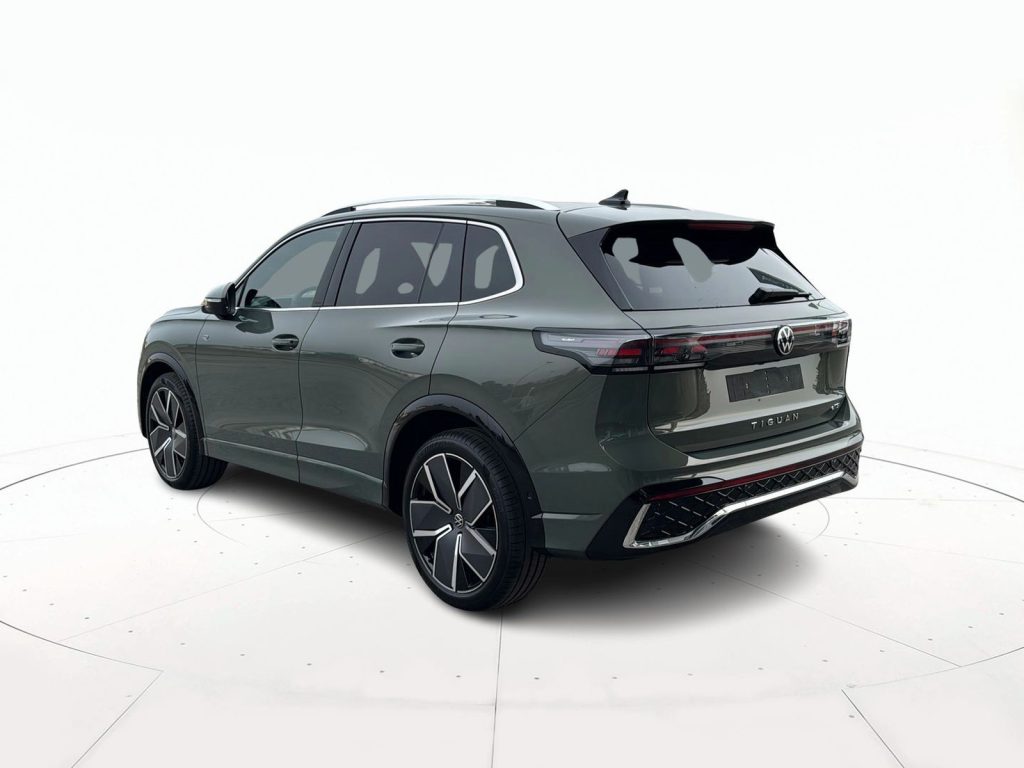VOLKSWAGEN Tiguan Nuova Tiguan R-Line Plus 1.5 eTSI ACT 110 kW (150 - 5