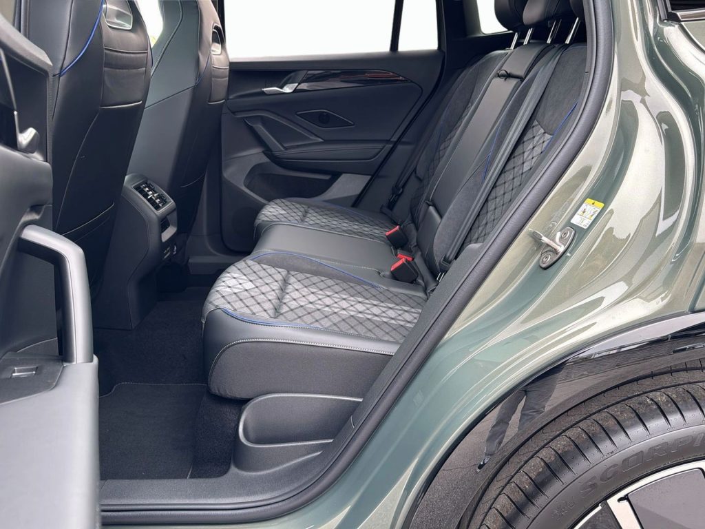 VOLKSWAGEN Tiguan Nuova Tiguan R-Line Plus 1.5 eTSI ACT 110 kW (150 - 11