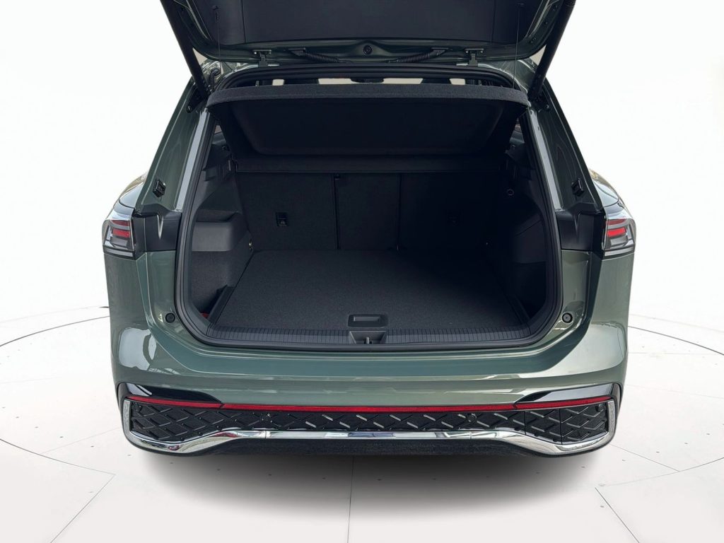 VOLKSWAGEN Tiguan Nuova Tiguan R-Line Plus 1.5 eTSI ACT 110 kW (150 - 12