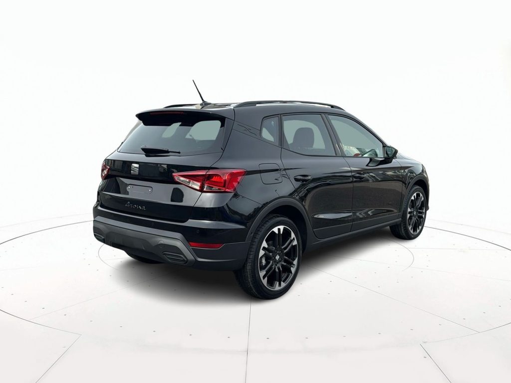 SEAT Arona 1.0 ecotsi black edition 115cv dsg - 3