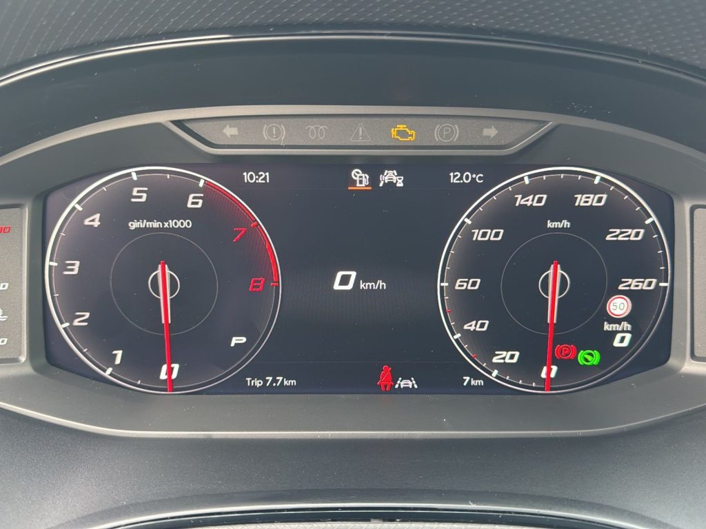 SEAT Arona 1.0 ecotsi black edition 115cv dsg - 14