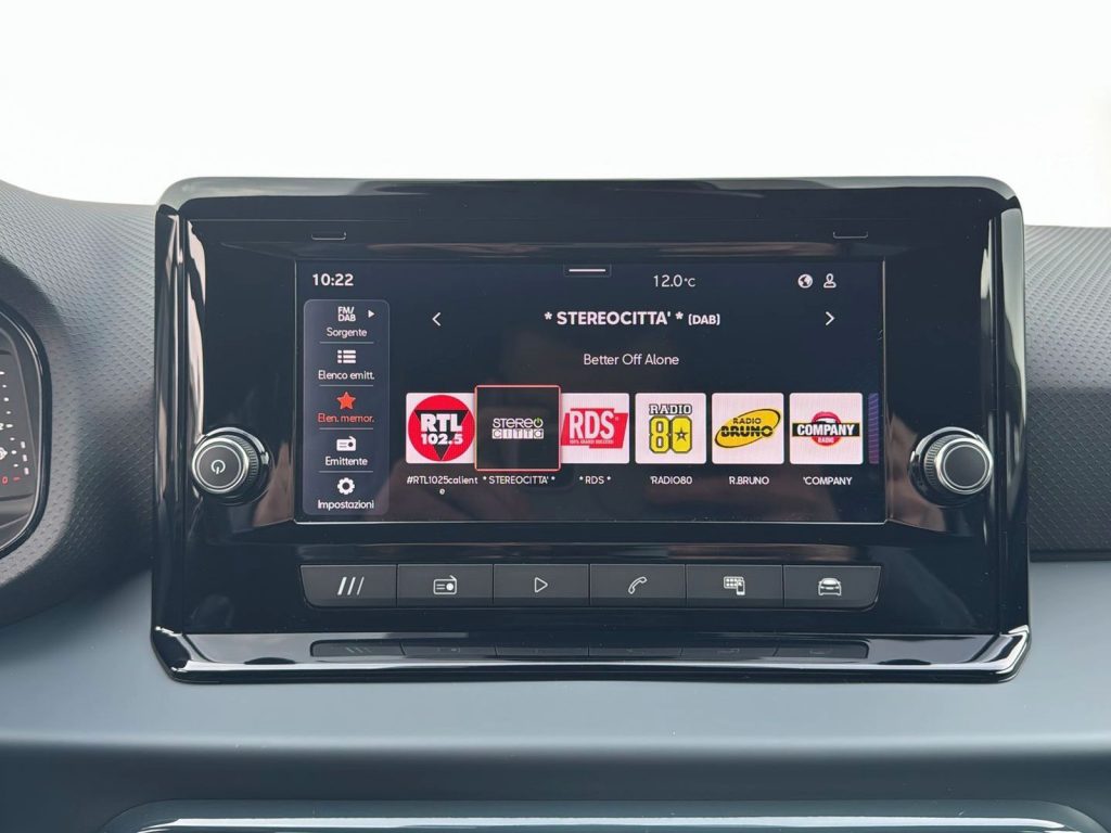 SEAT Arona 1.0 ecotsi black edition 115cv dsg - 15