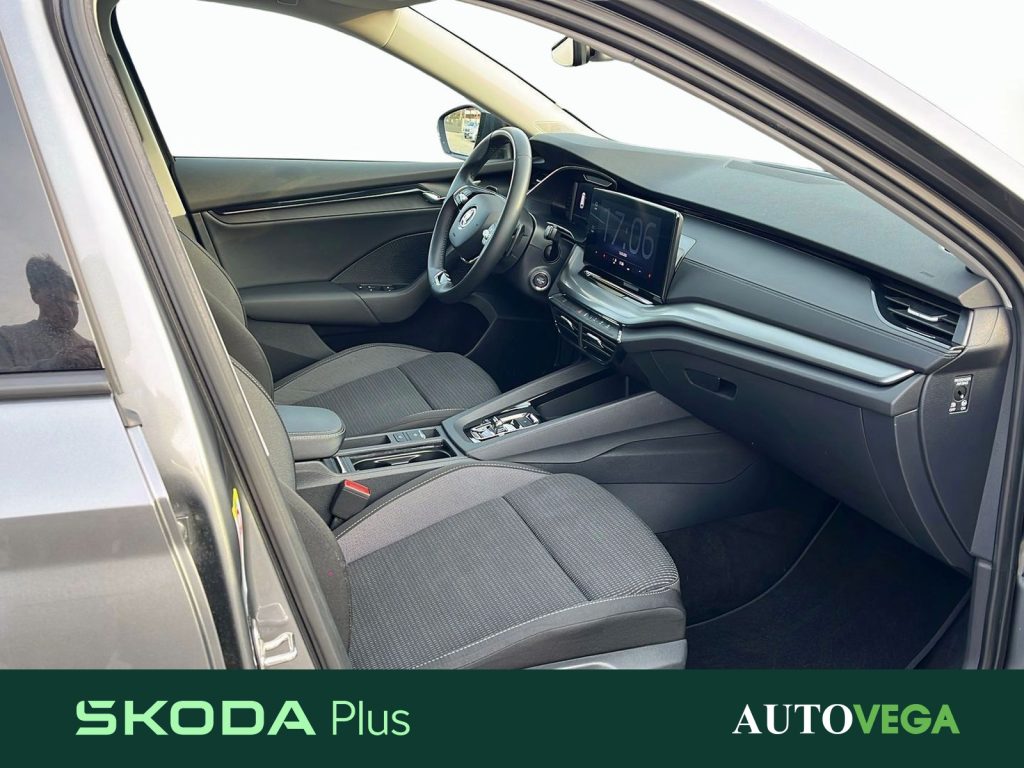 SKODA Octavia wagon 2.0 tdi evo executive 115cv dsg - 6