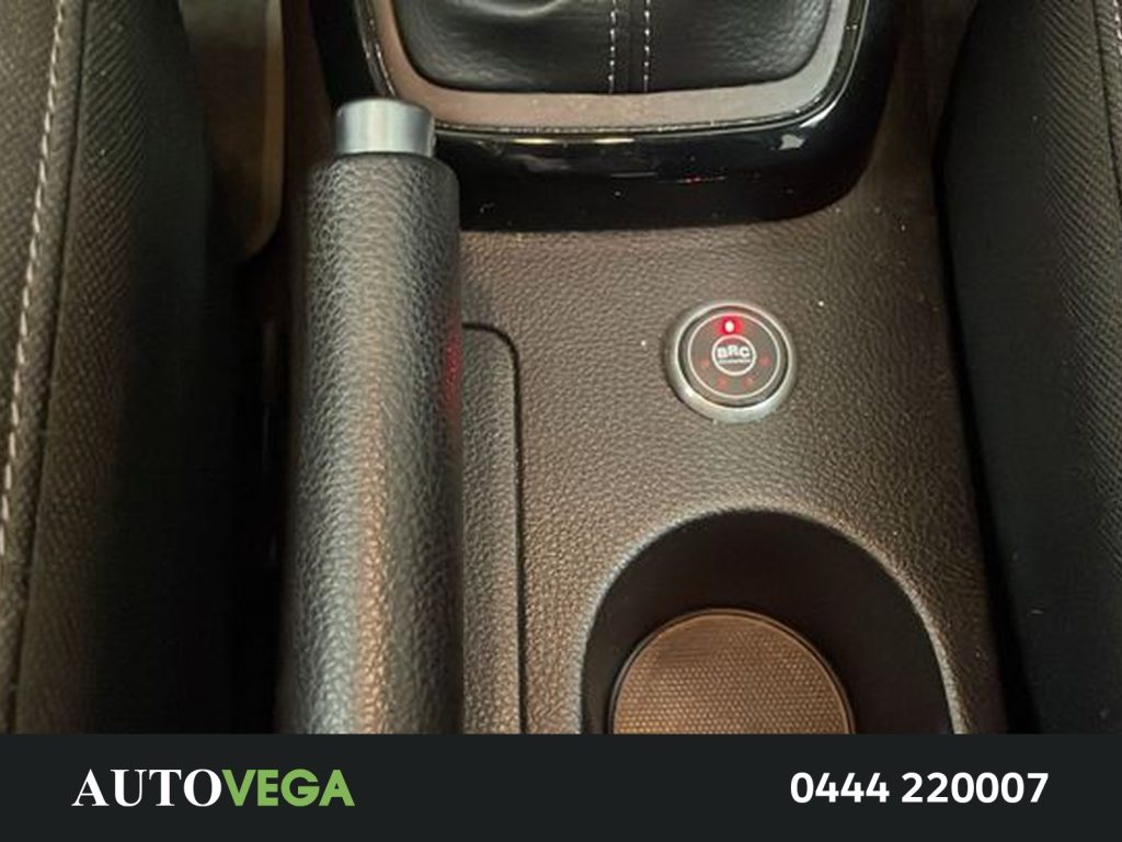 KIA Rio 1.2 evolution gpl 82cv - 12