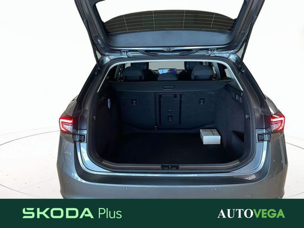 SKODA Superb wagon 2.0 tdi selection 150cv dsg - 18