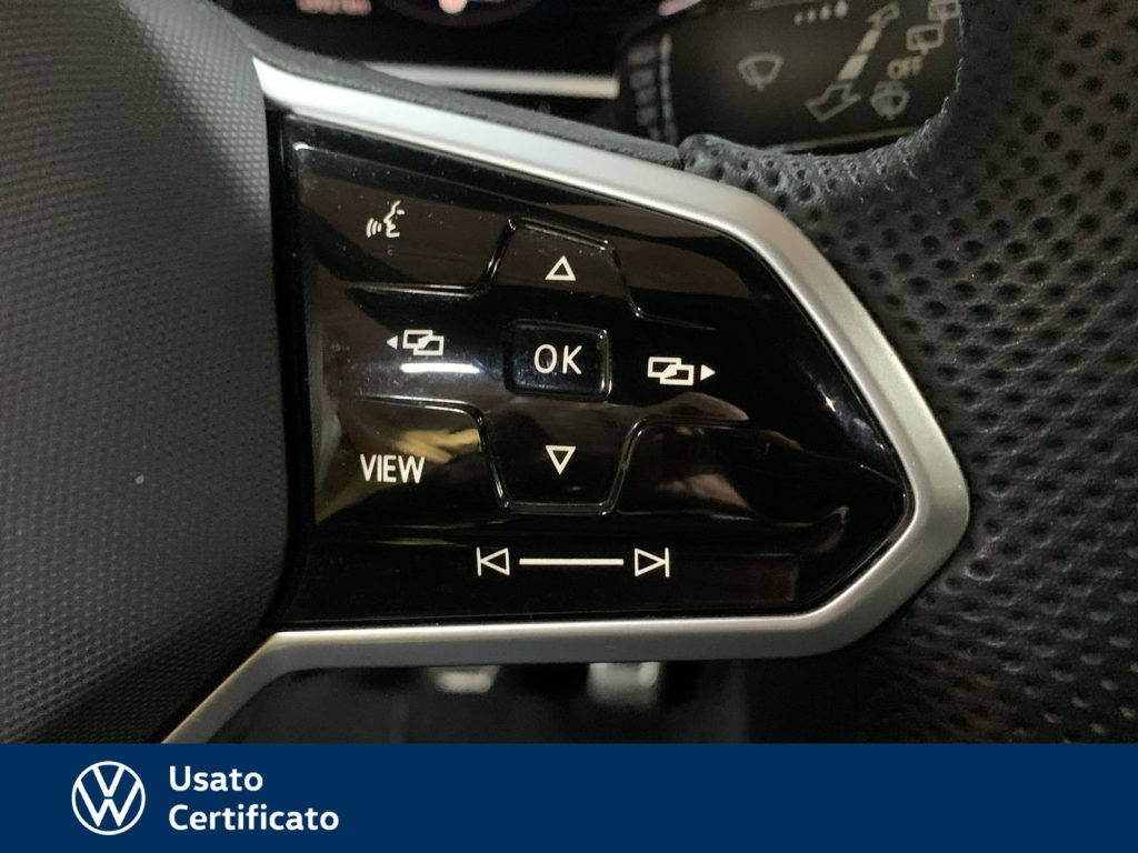 VOLKSWAGEN T-Roc 1.0 tsi r-line 110cv - 10