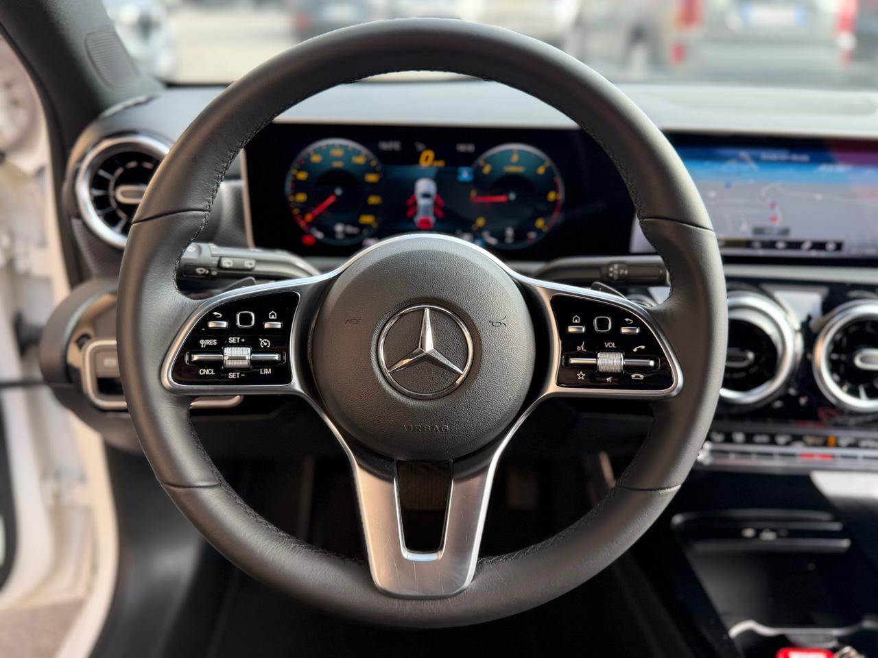 MERCEDES-BENZ A 180 d Automatic Sport (NESSUN VINCOLO) - 14