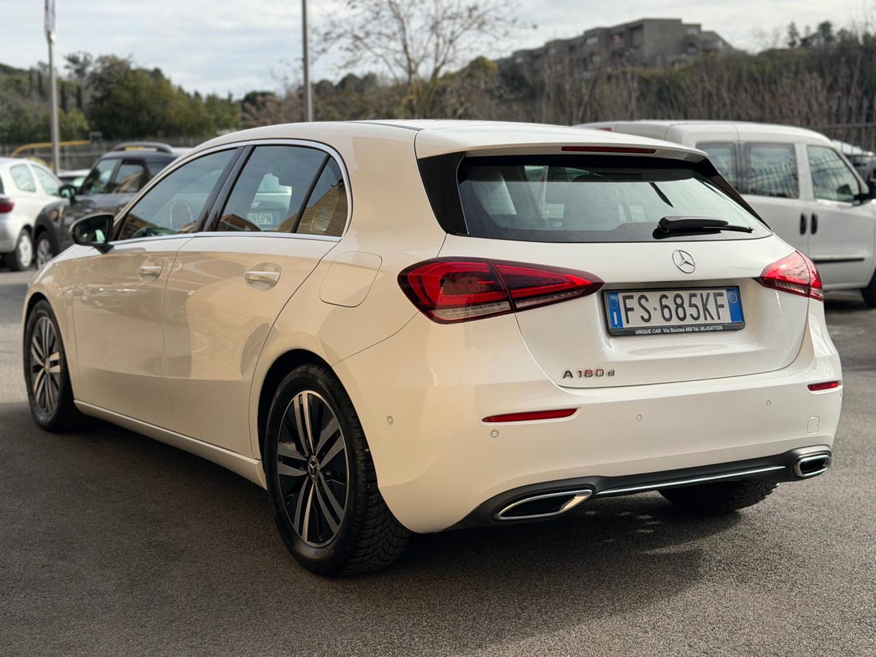 MERCEDES-BENZ A 180 d Automatic Sport (NESSUN VINCOLO) - 5