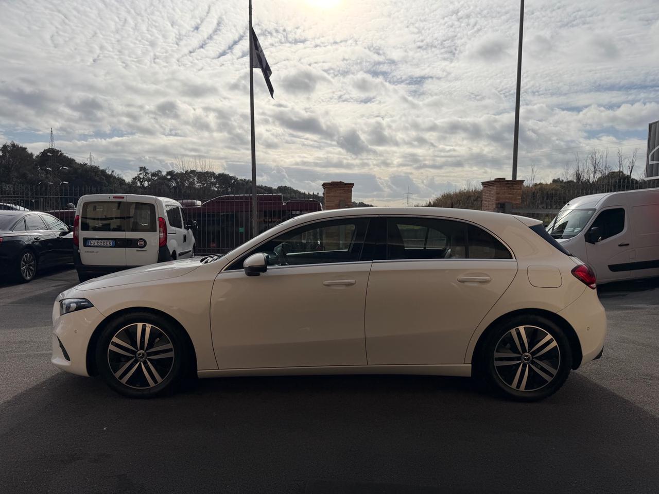 MERCEDES-BENZ A 180 d Automatic Sport (NESSUN VINCOLO) - 17