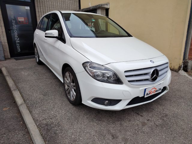 MERCEDES-BENZ B 180 Bianco metallizzato