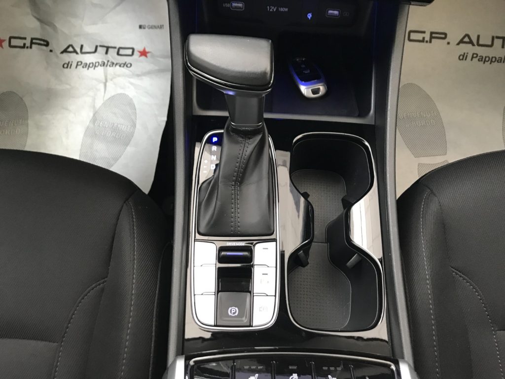 HYUNDAI Tucson 1.6 CRDI 48V DCT Exellence - 16