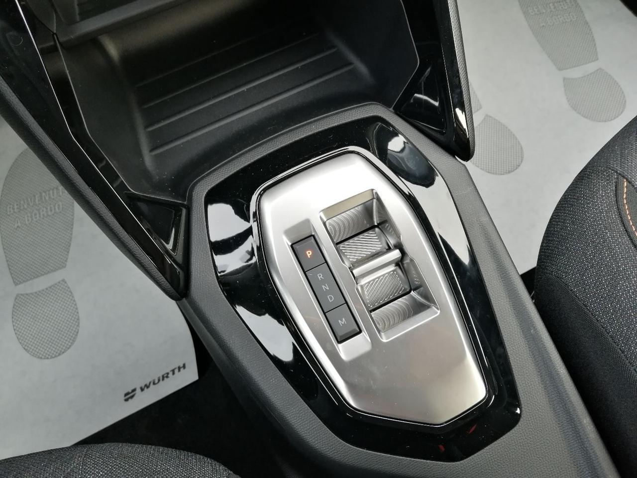 PEUGEOT 208 Hybrid 110 CV e-DCS6 Style - 22