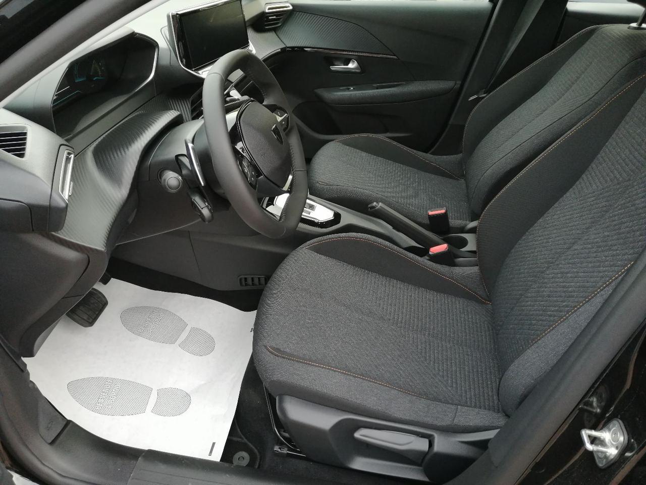 PEUGEOT 208 Hybrid 110 CV e-DCS6 Style - 8