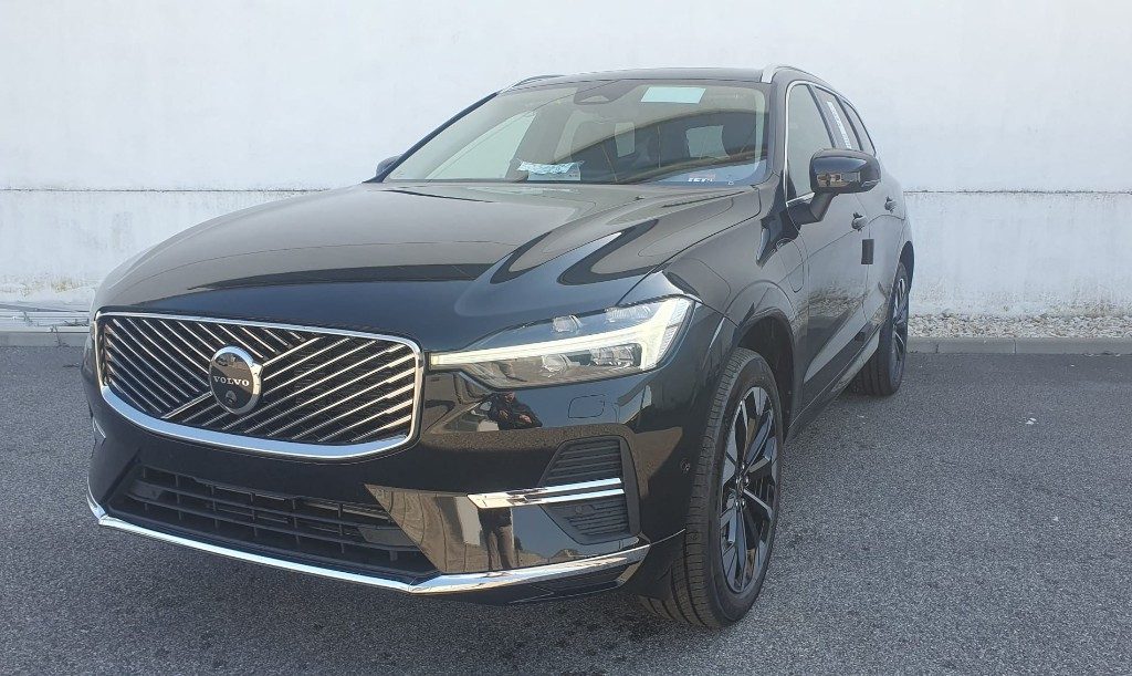 VOLVO XC60 nuova a Padova, Autoserenissima 3.0 Srl