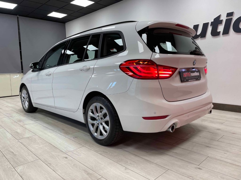 BMW 218 D GRAN TOURER ADVANTAGE MY20 - 8