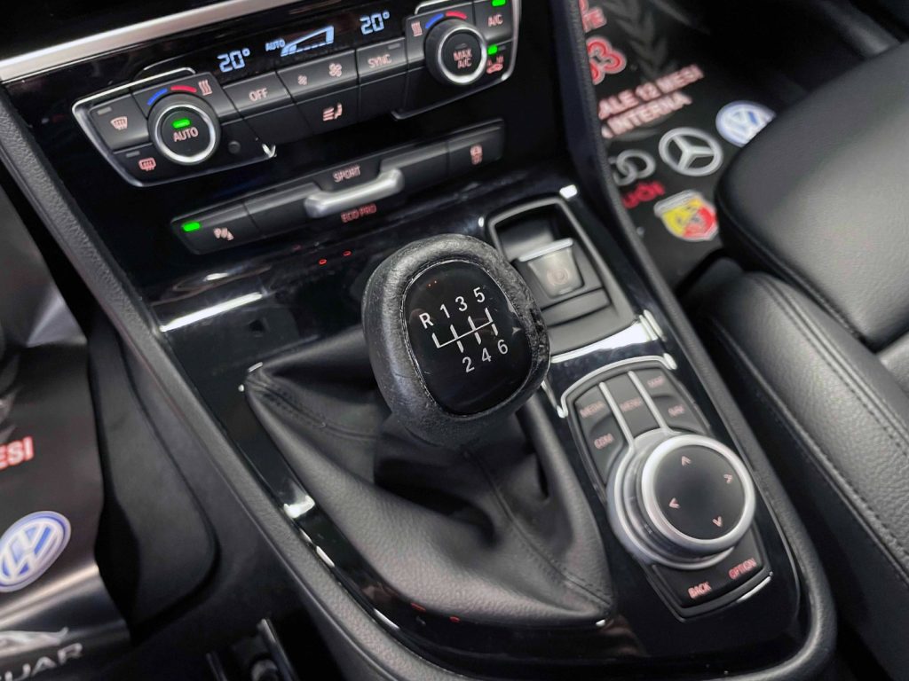 BMW 218 D GRAN TOURER ADVANTAGE MY20 - 26