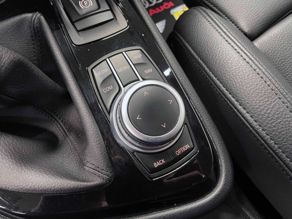 BMW 218 D GRAN TOURER ADVANTAGE MY20 - 27