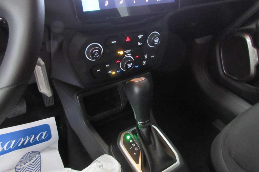 JEEP Renegade 1.5 Turbo 130cv T4 MHEV Altitude Km.12.330 - 10