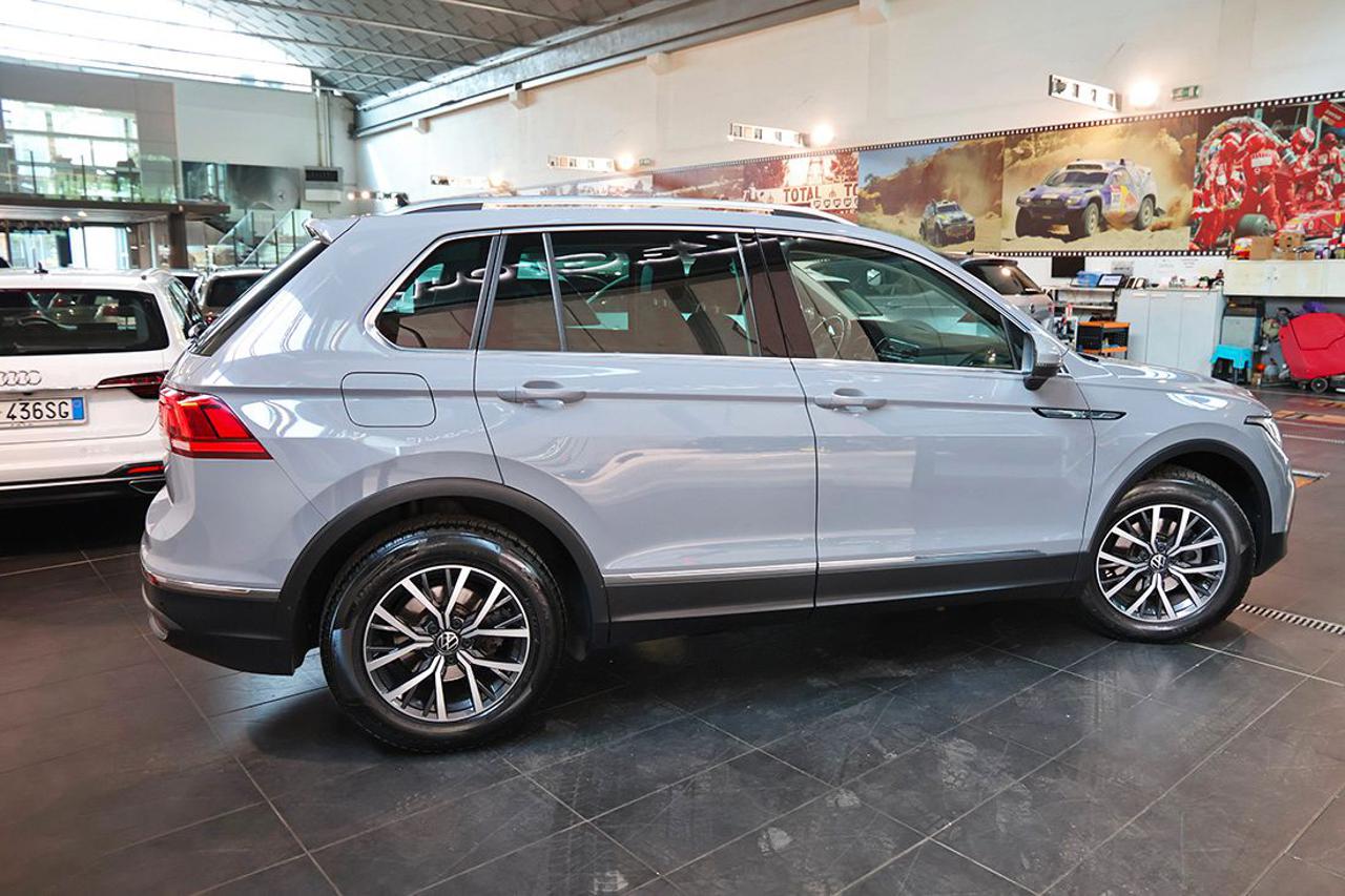 VOLKSWAGEN Tiguan 2.0 TDI 150cv SCR DSG Life - 10
