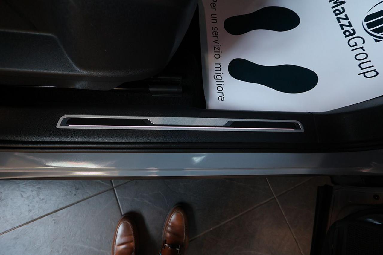 VOLKSWAGEN Tiguan 2.0 TDI 150cv SCR DSG Life - 33