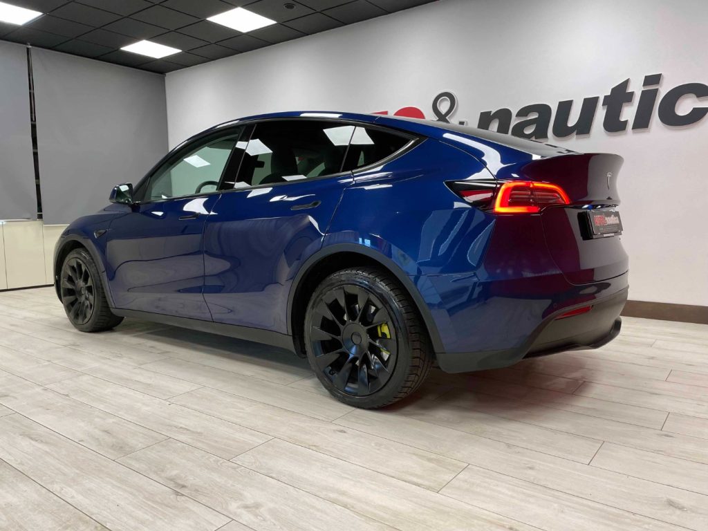 TESLA Model Y LONG RANGE-4X4-AUTOPILOT AVANZATO- CERCHI 20 - 7