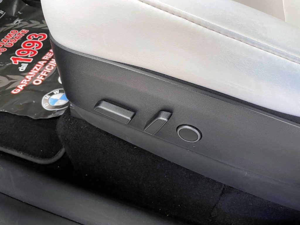 TESLA Model Y LONG RANGE-4X4-AUTOPILOT AVANZATO- CERCHI 20 - 18