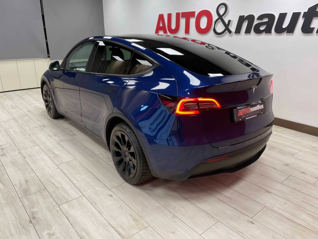 TESLA Model Y LONG RANGE-4X4-AUTOPILOT AVANZATO- CERCHI 20 - 37