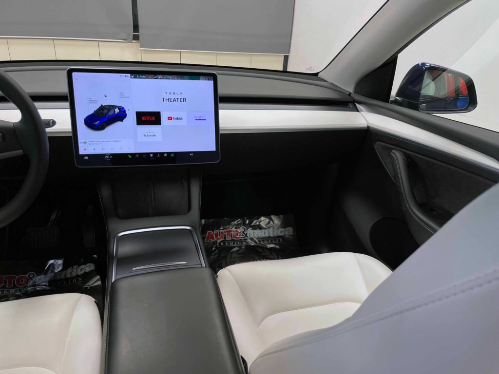 TESLA Model Y LONG RANGE-4X4-AUTOPILOT AVANZATO- CERCHI 20 - 48