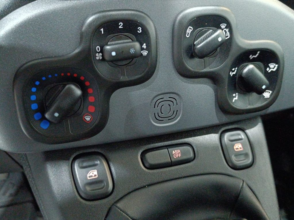 FIAT Panda 1.0 FireFly S&S Hybrid - 18