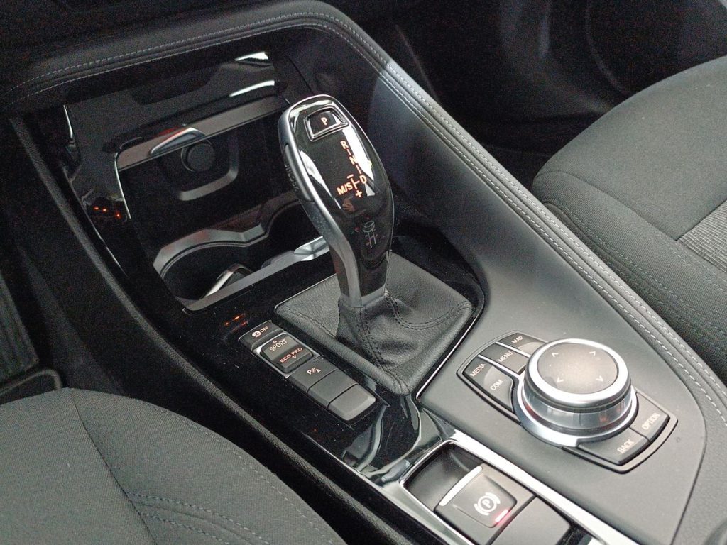 BMW X2 sDrive16d Aut. Business-X - 8