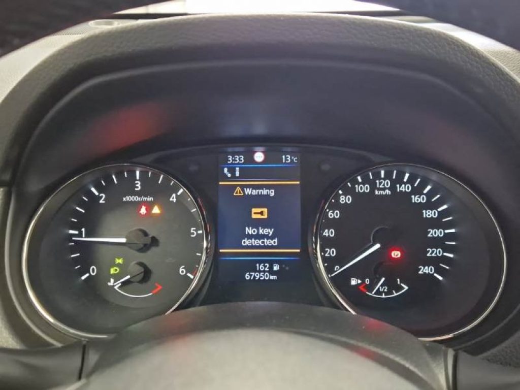 NISSAN X-Trail dCi 150 2WD N-Connecta - 12