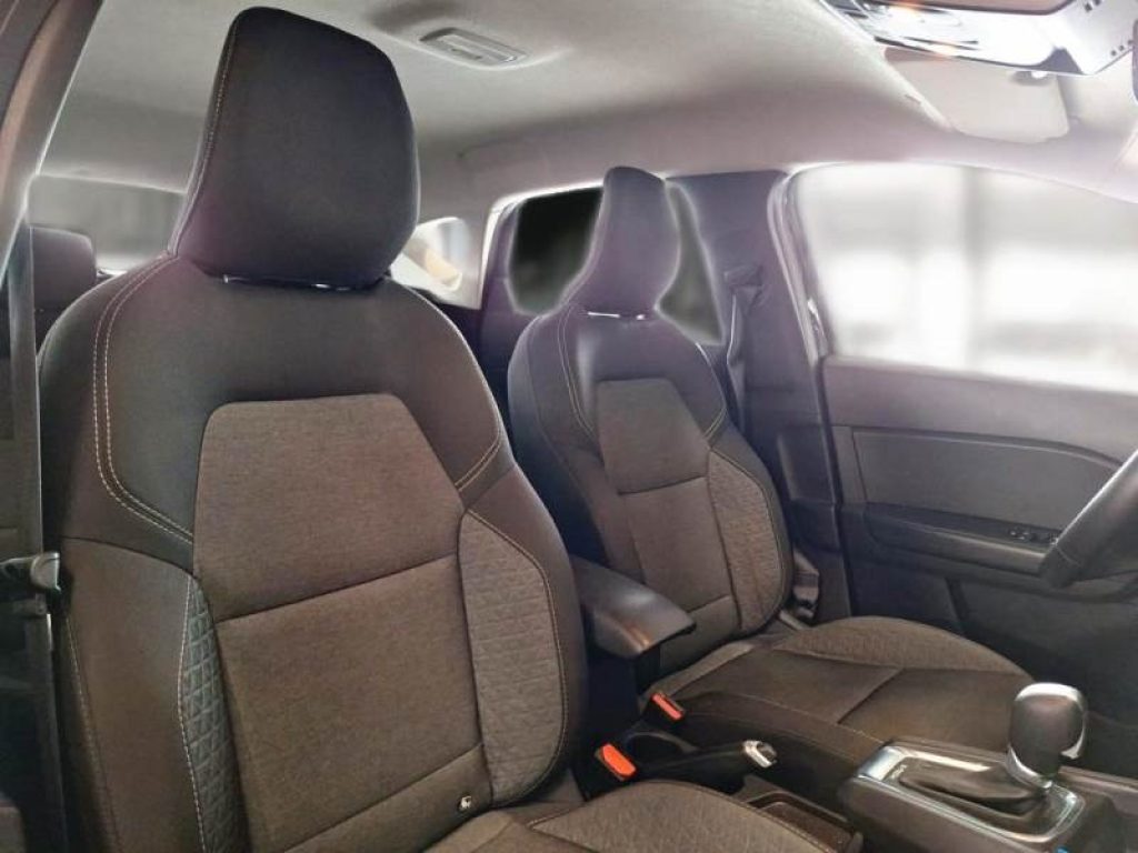 RENAULT Captur Full Hybrid E-Tech 145 CV Zen - 8