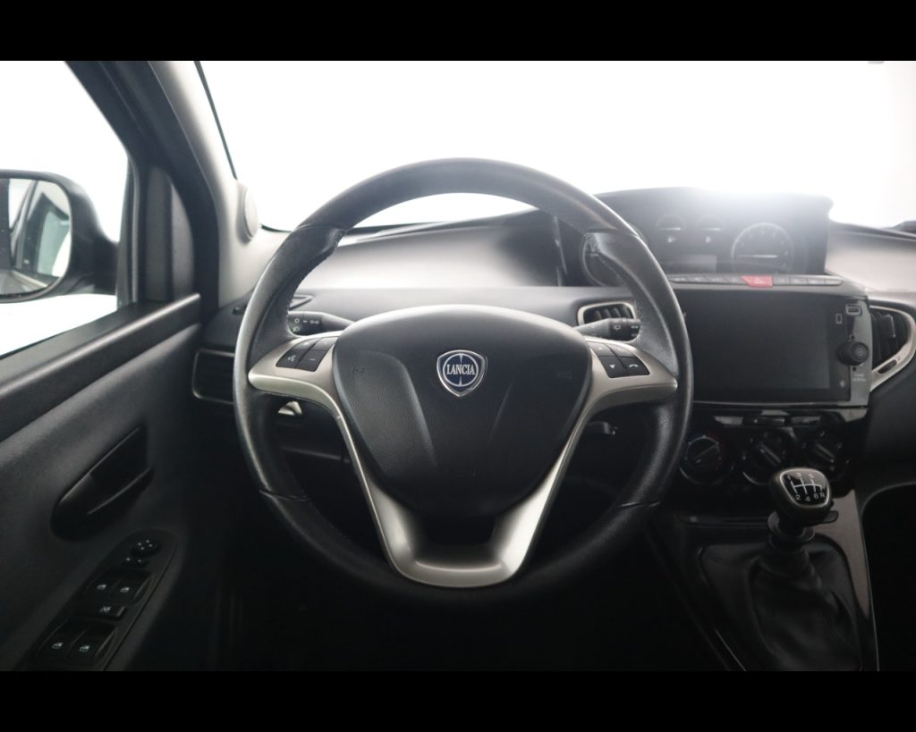 LANCIA Ypsilon III 2021 -  1.0 firefly hybrid Gold s&s 70cv - 14