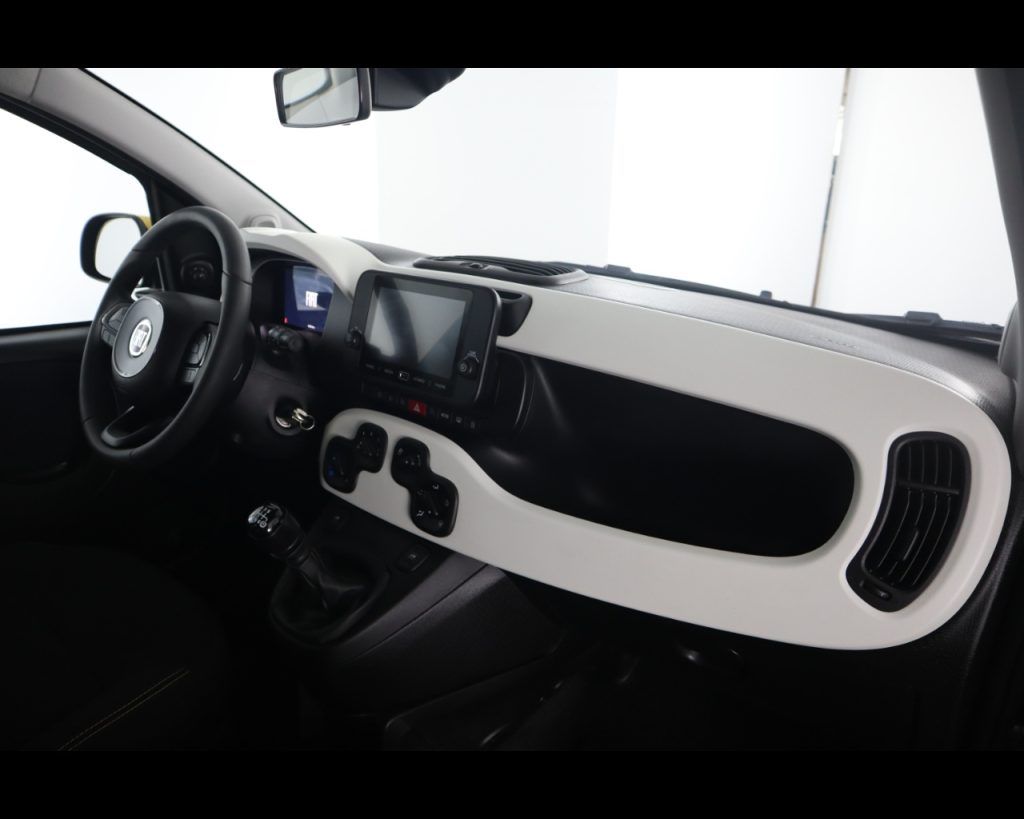 FIAT Pandina III 2024 Cross -  Cross 1.0 firefly hybrid s&s 70 - 16