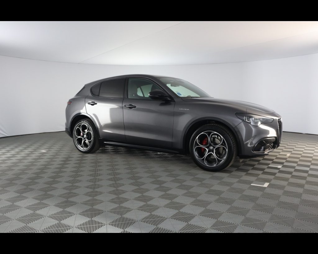 ALFA ROMEO Stelvio 2023 -  2.2 t Veloce Q4 210cv auto - 5