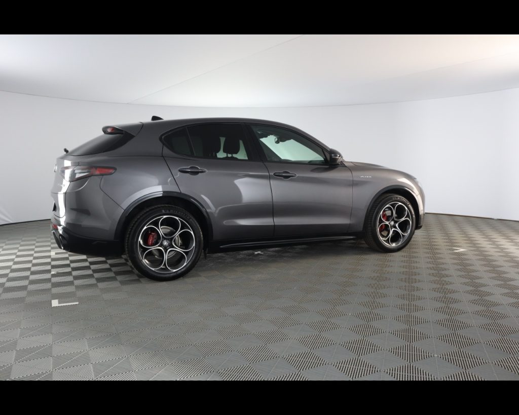 ALFA ROMEO Stelvio 2023 -  2.2 t Veloce Q4 210cv auto - 7