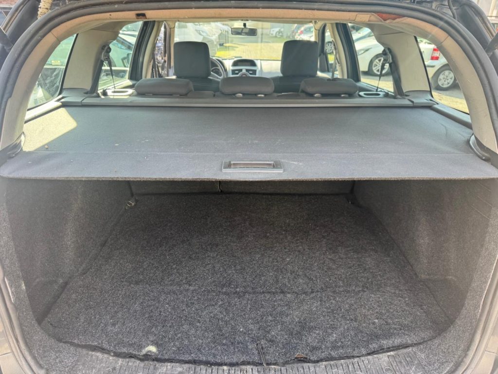 RENAULT Megane GRANDTOUR 1.5 dCi/105CV Serie Spec. - 19