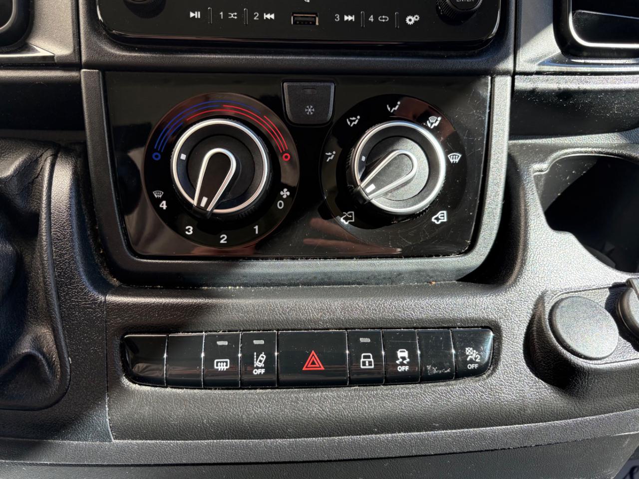 PEUGEOT Boxer 33 2.2 BlueHDi 140 S&S PM-TM Furgone + IVA - 15